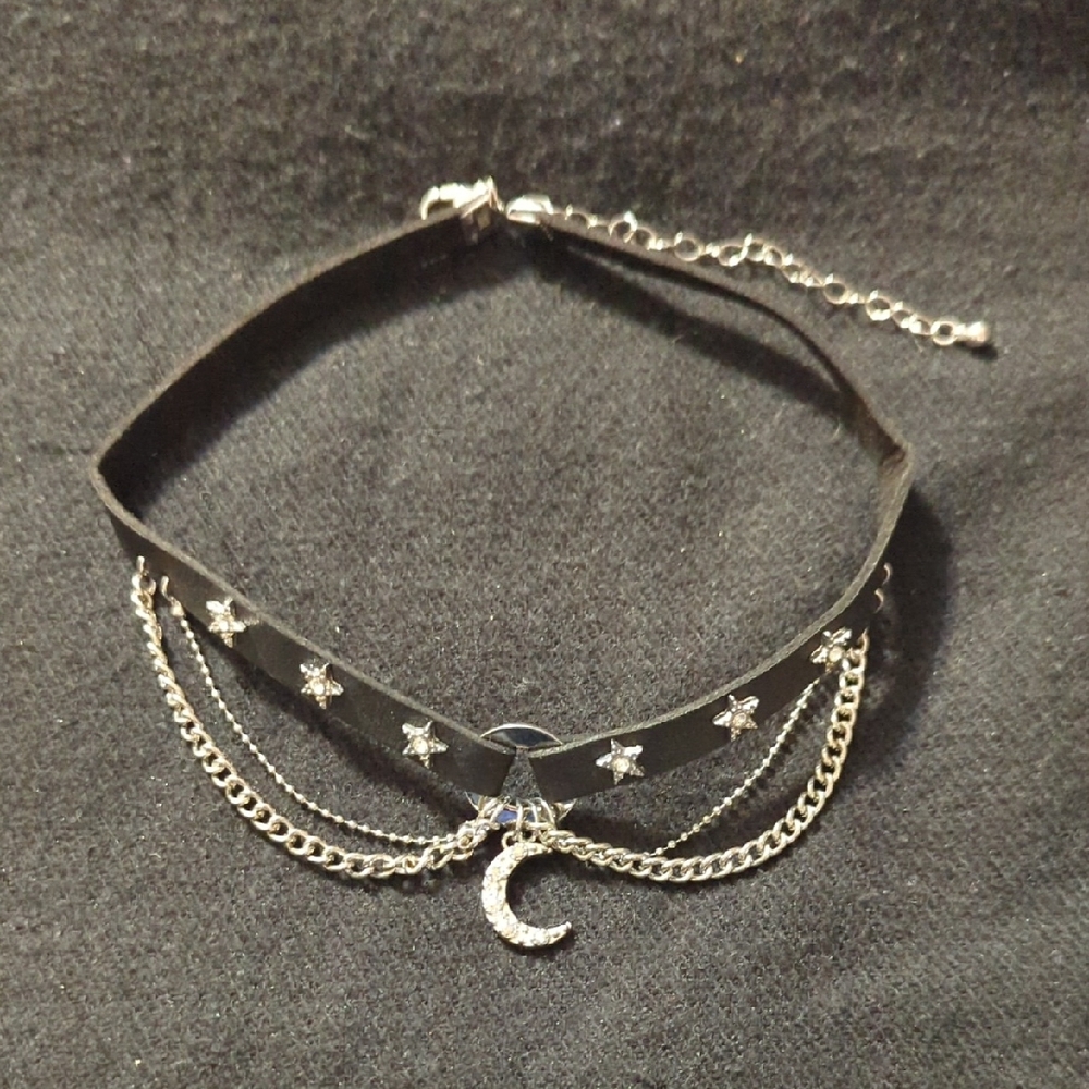 Y2K Silver Tone Black Suede Clear Rhinestone Moon Star Choker Statement Necklace